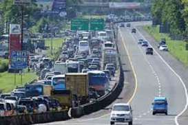 INFO LALU LINTAS: Imbas Tabrakan, Jalan Tol Arah Bogor Tersendat